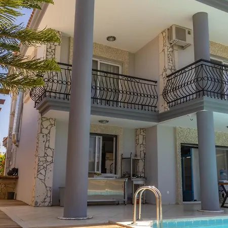 Sakiz Kizi Butik Otel Alacati 호텔