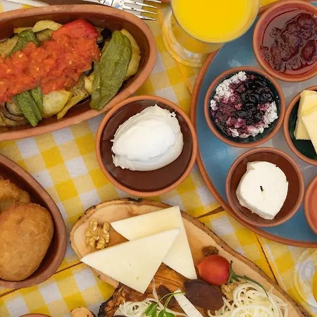 Sakiz Kizi Butik Otel Alacati *