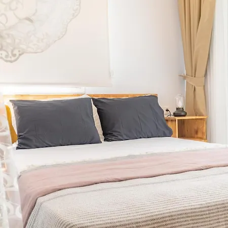 Sakiz Kizi Butik Otel Alacati
