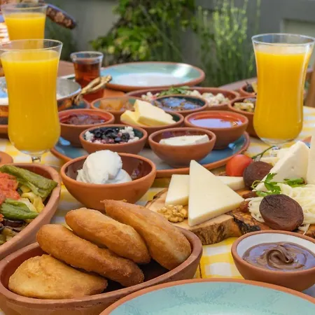 Sakiz Kizi Butik Otel Alacati Hotel